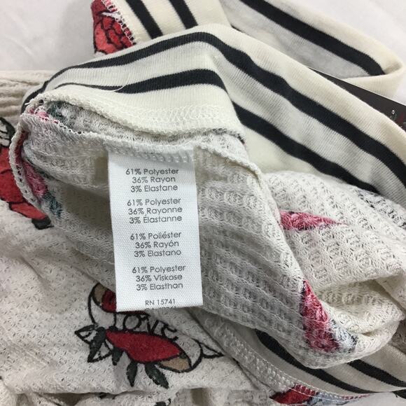 PJ Salvage L  Natural Floral Waffle Knit Lounge Pajama Bottom Short NWT B30 - Picture 8 of 8
